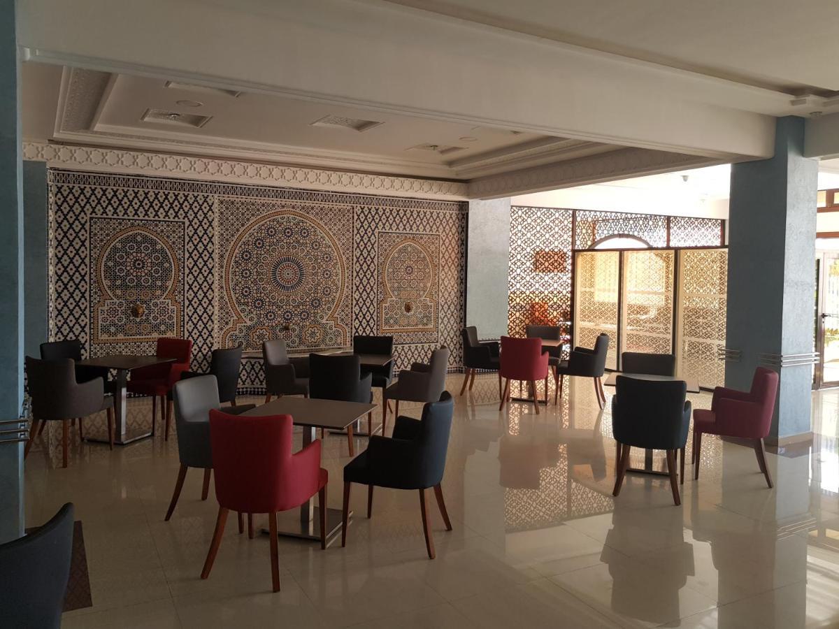 Hotel Al Madina Safi Luaran gambar