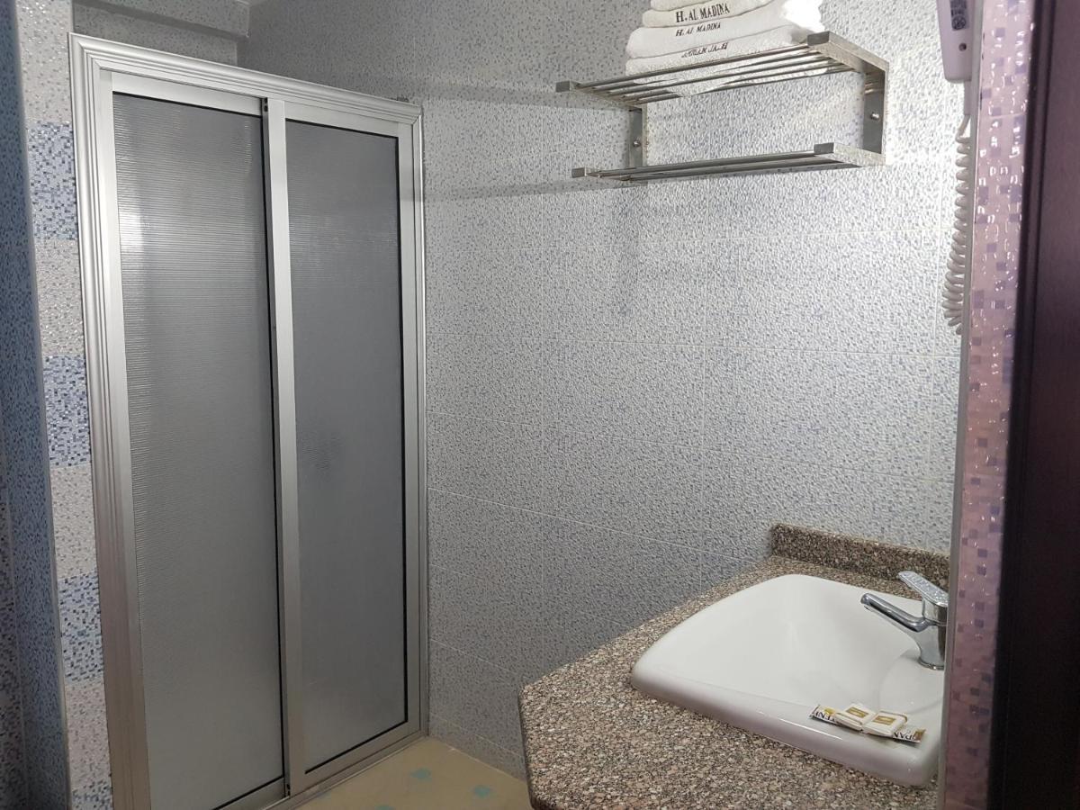 Hotel Al Madina Safi Luaran gambar