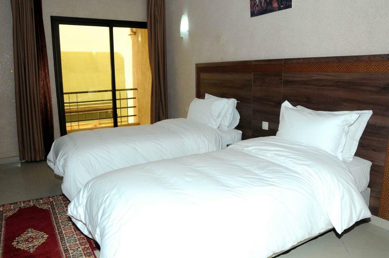 Hotel Al Madina Safi Luaran gambar