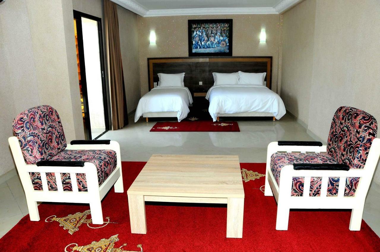 Hotel Al Madina Safi Luaran gambar